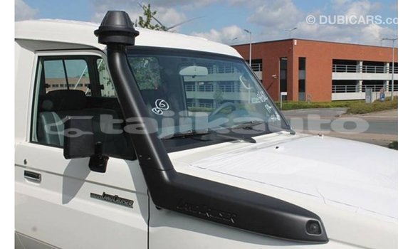 Buy Import Toyota Land Cruiser White Car in Import - Dubai in Dushanbe Buy Import Toyota Land Cruiser White Car in Import - Dubai in Dushanbe