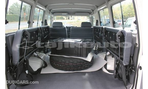 Buy Import Toyota Land Cruiser White Car in Import - Dubai in Dushanbe Buy Import Toyota Land Cruiser White Car in Import - Dubai in Dushanbe