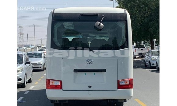 Buy Import Toyota Coaster White Car in Import - Dubai in Dushanbe Buy Import Toyota Coaster White Car in Import - Dubai in Dushanbe