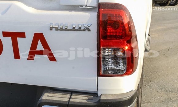 Buy Import Toyota Hilux White Car in Import - Dubai in Dushanbe Buy Import Toyota Hilux White Car in Import - Dubai in Dushanbe