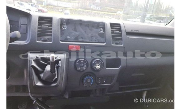 Buy Import Toyota Hiace White Car in Import - Dubai in Dushanbe Buy Import Toyota Hiace White Car in Import - Dubai in Dushanbe