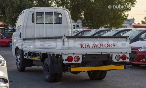 Buy Import Kia Carens White Car in Import - Dubai in Dushanbe Buy Import Kia Carens White Car in Import - Dubai in Dushanbe