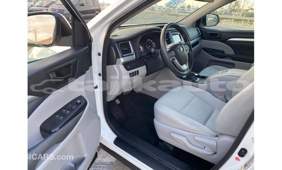 Buy Import Toyota Highlander White Car in Import - Dubai in Dushanbe Buy Import Toyota Highlander White Car in Import - Dubai in Dushanbe