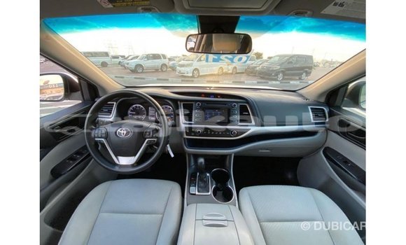 Buy Import Toyota Highlander White Car in Import - Dubai in Dushanbe Buy Import Toyota Highlander White Car in Import - Dubai in Dushanbe