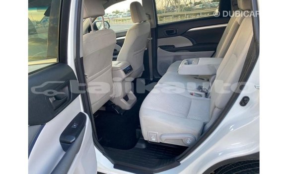 Buy Import Toyota Highlander White Car in Import - Dubai in Dushanbe Buy Import Toyota Highlander White Car in Import - Dubai in Dushanbe