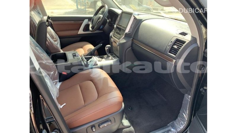 Big with watermark toyota land cruiser dushanbe import dubai 2876