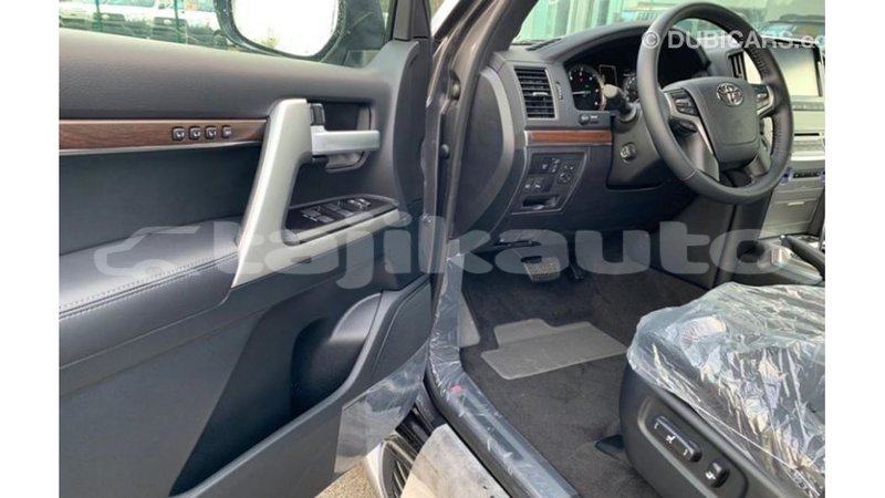 Big with watermark toyota land cruiser dushanbe import dubai 2884