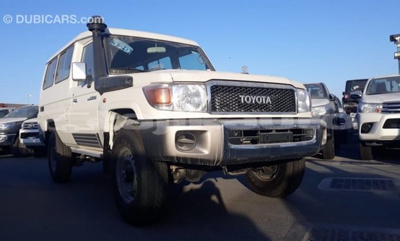 Buy Import Toyota Land Cruiser White Car in Import - Dubai in Dushanbe Buy Import Toyota Land Cruiser White Car in Import - Dubai in Dushanbe