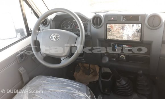 Buy Import Toyota Land Cruiser White Car in Import - Dubai in Dushanbe Buy Import Toyota Land Cruiser White Car in Import - Dubai in Dushanbe