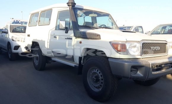 Buy Import Toyota Land Cruiser White Car in Import - Dubai in Dushanbe Buy Import Toyota Land Cruiser White Car in Import - Dubai in Dushanbe