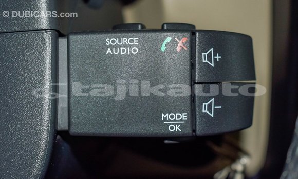 Buy Import Renault Duster White Car in Import - Dubai in Dushanbe Buy Import Renault Duster White Car in Import - Dubai in Dushanbe