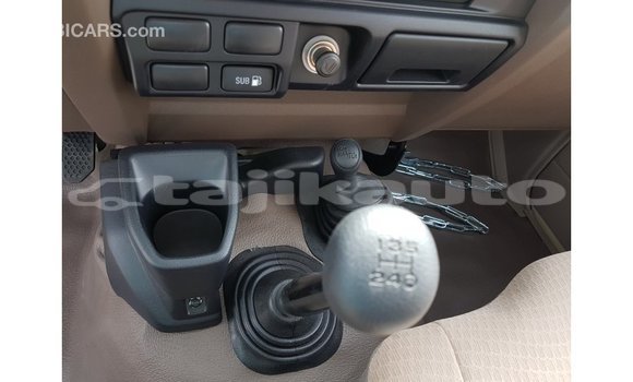 Buy Import Toyota Land Cruiser Beige Car in Import - Dubai in Dushanbe Buy Import Toyota Land Cruiser Beige Car in Import - Dubai in Dushanbe