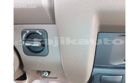 Buy Import Toyota Land Cruiser Beige Car in Import - Dubai in Dushanbe Buy Import Toyota Land Cruiser Beige Car in Import - Dubai in Dushanbe