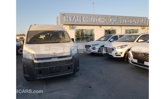 Buy Import Toyota Hiace White Car in Import - Dubai in Dushanbe Buy Import Toyota Hiace White Car in Import - Dubai in Dushanbe