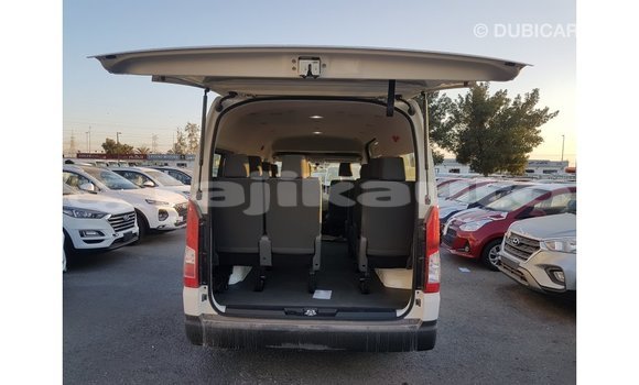 Buy Import Toyota Hiace White Car in Import - Dubai in Dushanbe Buy Import Toyota Hiace White Car in Import - Dubai in Dushanbe
