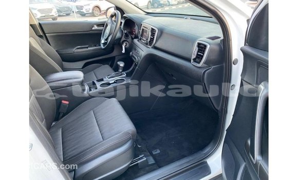 Buy Import Kia Sportage White Car in Import - Dubai in Dushanbe Buy Import Kia Sportage White Car in Import - Dubai in Dushanbe