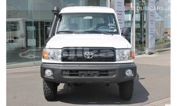 Buy Import Toyota Land Cruiser White Car in Import - Dubai in Dushanbe Buy Import Toyota Land Cruiser White Car in Import - Dubai in Dushanbe