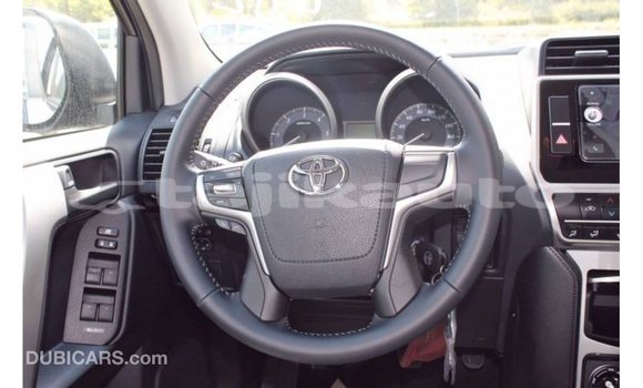 Buy Import Toyota Hilux Black Car in Import - Dubai in Dushanbe Buy Import Toyota Hilux Black Car in Import - Dubai in Dushanbe