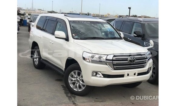 Buy Import Toyota Land Cruiser White Car in Import - Dubai in Dushanbe Buy Import Toyota Land Cruiser White Car in Import - Dubai in Dushanbe