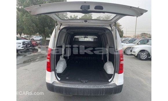 Buy Import Hyundai Cargo White Car in Import - Dubai in Dushanbe Buy Import Hyundai Cargo White Car in Import - Dubai in Dushanbe