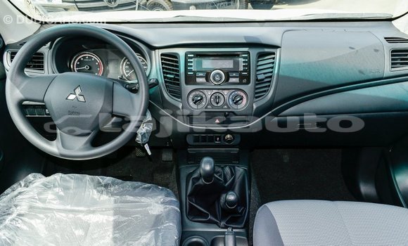 Buy Import Mitsubishi L200 White Car in Import - Dubai in Dushanbe Buy Import Mitsubishi L200 White Car in Import - Dubai in Dushanbe