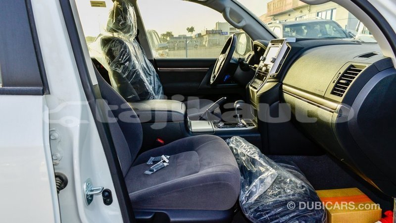 Big with watermark toyota land cruiser dushanbe import dubai 2935