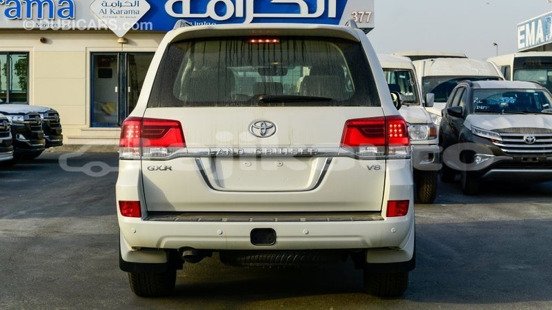 Big with watermark toyota land cruiser dushanbe import dubai 2935