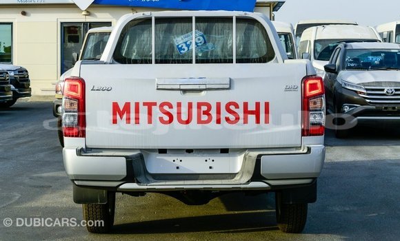 Buy Import Mitsubishi L200 White Car in Import - Dubai in Dushanbe Buy Import Mitsubishi L200 White Car in Import - Dubai in Dushanbe