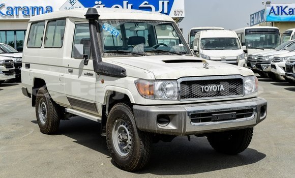 Buy Import Toyota Land Cruiser White Car in Import - Dubai in Dushanbe Buy Import Toyota Land Cruiser White Car in Import - Dubai in Dushanbe