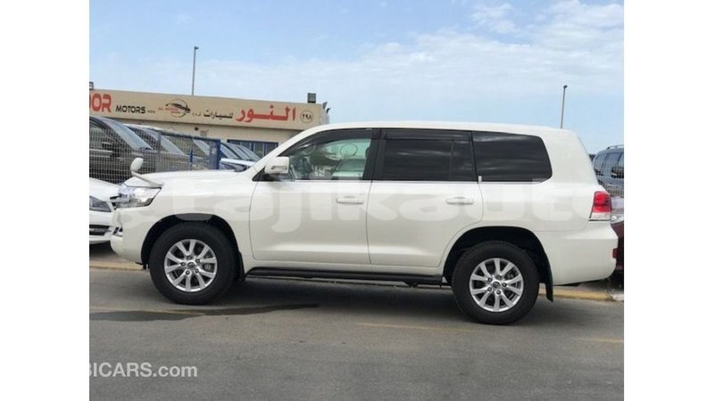 Big with watermark toyota land cruiser dushanbe import dubai 2952
