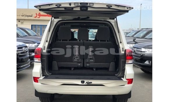 Buy Import Toyota Land Cruiser White Car in Import - Dubai in Dushanbe Buy Import Toyota Land Cruiser White Car in Import - Dubai in Dushanbe