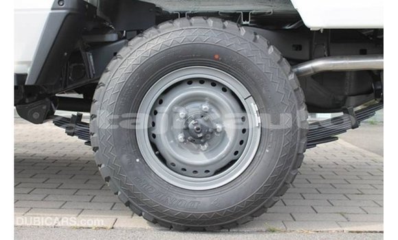 Buy Import Toyota Land Cruiser White Car in Import - Dubai in Dushanbe Buy Import Toyota Land Cruiser White Car in Import - Dubai in Dushanbe
