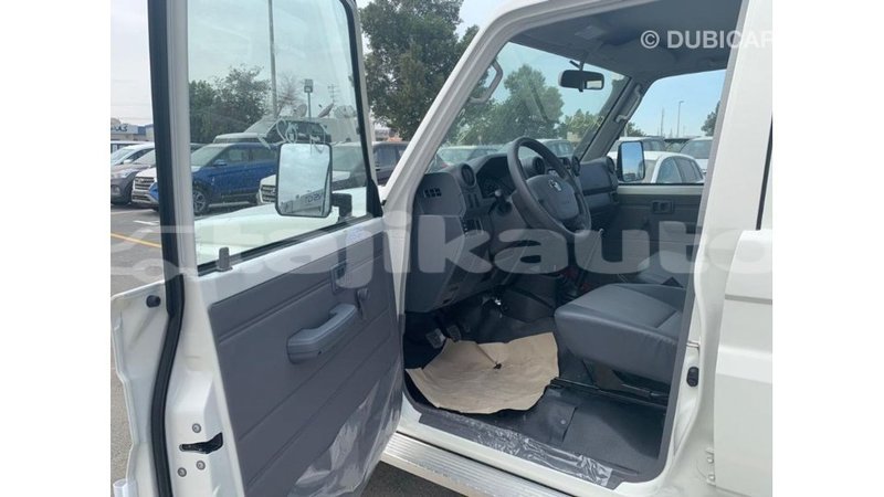 Big with watermark toyota land cruiser dushanbe import dubai 2964