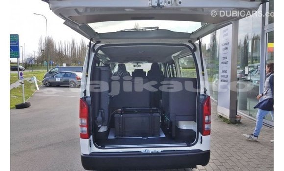 Buy Import Toyota Hiace White Car in Import - Dubai in Dushanbe Buy Import Toyota Hiace White Car in Import - Dubai in Dushanbe