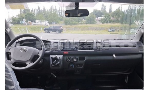 Buy Import Toyota Hiace White Car in Import - Dubai in Dushanbe Buy Import Toyota Hiace White Car in Import - Dubai in Dushanbe