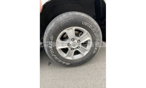 Buy Import Toyota Sequoia White Car in Import - Dubai in Dushanbe Buy Import Toyota Sequoia White Car in Import - Dubai in Dushanbe