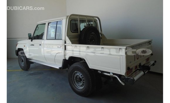 Buy Import Toyota Land Cruiser White Car in Import - Dubai in Dushanbe Buy Import Toyota Land Cruiser White Car in Import - Dubai in Dushanbe