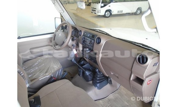 Buy Import Toyota Land Cruiser White Car in Import - Dubai in Dushanbe Buy Import Toyota Land Cruiser White Car in Import - Dubai in Dushanbe
