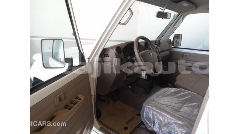 Big with watermark toyota land cruiser dushanbe import dubai 2978