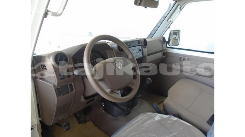 Big with watermark toyota land cruiser dushanbe import dubai 2978