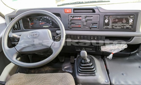 Buy Import Toyota Coaster White Car in Import - Dubai in Dushanbe Buy Import Toyota Coaster White Car in Import - Dubai in Dushanbe