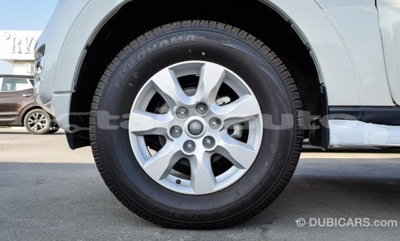 Buy Import Mitsubishi Pajero White Car in Import - Dubai in Dushanbe