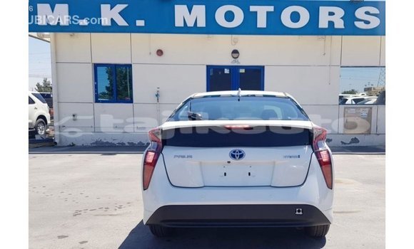 Buy Import Toyota Prius White Car in Import - Dubai in Dushanbe Buy Import Toyota Prius White Car in Import - Dubai in Dushanbe