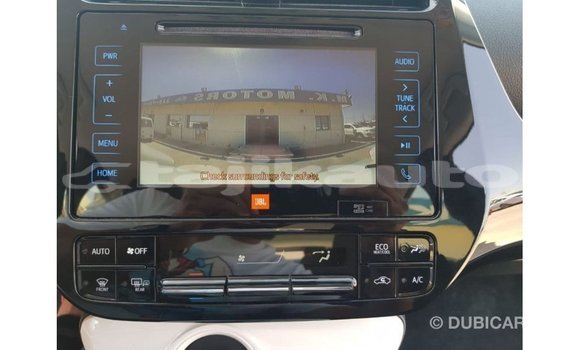 Buy Import Toyota Prius White Car in Import - Dubai in Dushanbe Buy Import Toyota Prius White Car in Import - Dubai in Dushanbe