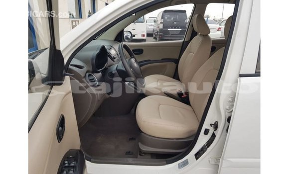 Buy Import Hyundai i10 White Car in Import - Dubai in Dushanbe Buy Import Hyundai i10 White Car in Import - Dubai in Dushanbe