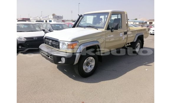 Buy Import Toyota Land Cruiser Beige Car in Import - Dubai in Dushanbe Buy Import Toyota Land Cruiser Beige Car in Import - Dubai in Dushanbe