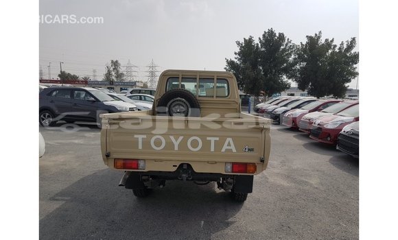 Buy Import Toyota Land Cruiser Beige Car in Import - Dubai in Dushanbe Buy Import Toyota Land Cruiser Beige Car in Import - Dubai in Dushanbe
