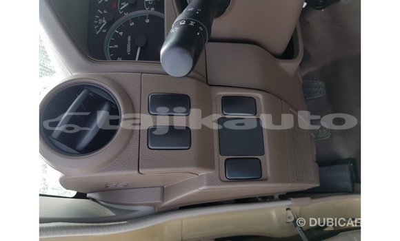 Buy Import Toyota Land Cruiser Beige Car in Import - Dubai in Dushanbe Buy Import Toyota Land Cruiser Beige Car in Import - Dubai in Dushanbe