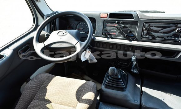 Buy Import Toyota Coaster White Car in Import - Dubai in Dushanbe Buy Import Toyota Coaster White Car in Import - Dubai in Dushanbe