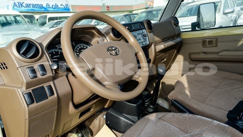 Big with watermark toyota land cruiser dushanbe import dubai 3049